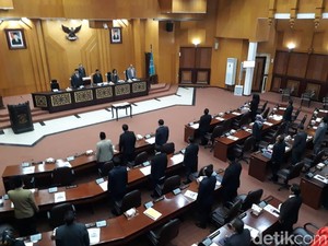 Pemkot Serahkan Perubahan 2 Nama Jalan di Surabaya ke Pansus