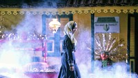 Mereka menampilkan beragam busana muslimah.
