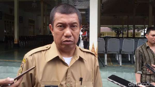 Wali Kota Yogya Akui Ada Oknum yang Naikkan Tarif Parkir Wali Kota Yogya Akui Ada Oknum yang Naikkan Tarif Parkir