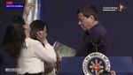 Detik-detik Sebelum Duterte Mendadak Cium Bibir Perempuan di Korsel