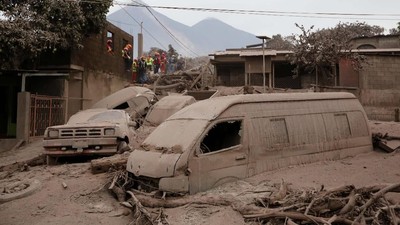 Ngeri! Abu Vulkanis Gunung Fuego Selimuti Escuintla Guatemal