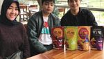 Papah Muda Keren! Begini 10 Gaya Alvin, Anak Ustaz Arifin Ilham Saat Kulineran