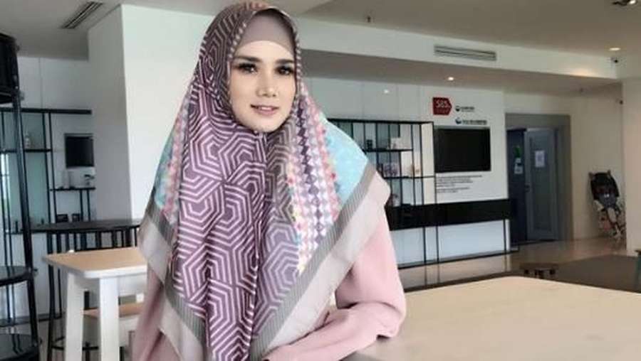 Stephanie Poetri Cantik Bak Barbie Mulan Jameela Tampil 