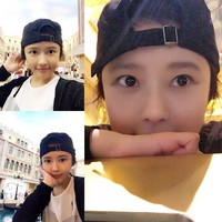 Tampil kasual seperti ini, aktris yang dikenal lewat perannya pasca membintangi serial Three Brothers tetap memesona. Foto: Instagram