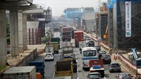 Proyek tol tersebut mulai dibangun pada Triwulan II 2017. Proyek ini ditargetkan rampung pada 2019 mendatang.