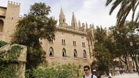 Orang Islam berjaya di Mallorca sampai sekitar tahun 1229. Masjid yang sudah dibangun diganti Katedral Palma de Mallorca atau La Seu (Dadan/detikTravel)