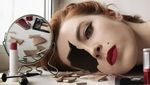 Bosan Selfie, Gadis 19 Tahun Ini Edit Fotonya Jadi Surealis