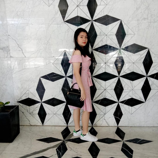 Hingga suatu hari, Angel melihat sebuah kiriman transformasi pengguna Facebook lainnya Abigail Galang Rebong, yang pernah viral karena sukses menurunkan berat badan. Ia pun menjadi lebih termotivasi dan mengajak temannya ke gym. Selama satu bulan Angel rajin ke gym untuk menjalani diet. Foto: Facebook