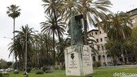 Mallorca seperti beberapa bagian Spanyol lainnya pernah dikuasai oleh orang Islam. Menurut beberapa literatur, orang Islam pertama kali menjejakkan kaki mereka di Mallorca pada tahun 700-an (Dadan/detikTravel)