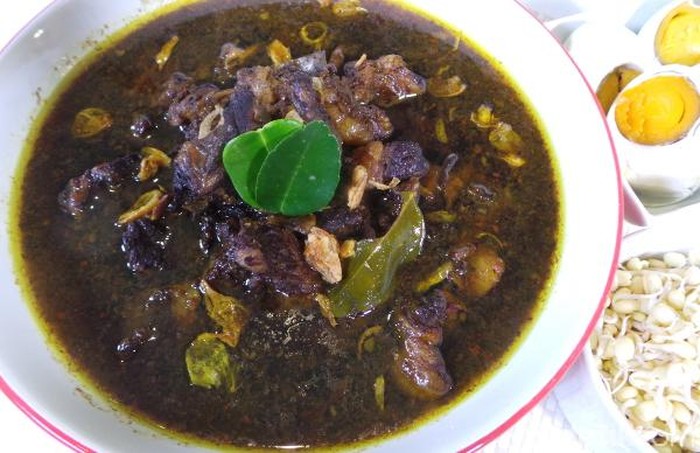 Menu Ke-24 : Ayo Rek! Masak Jawa Timuran dari Rawon hingga 