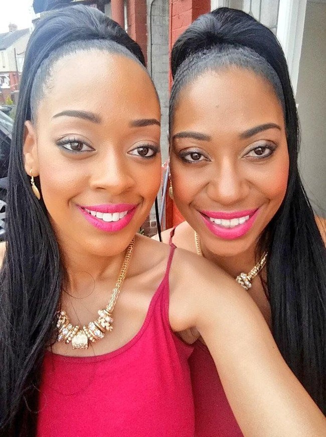 Satu lagi pasangan yang sulit dibedakan siapa anaknya dan siapa ibunya. Adalah Imani, wanita 26 tahun dan ibunya Susan yang berusia 50 tahun. Keduanya punya blog memasak yang cukup populer di Inggris.  Foto: Twitter/Instagram