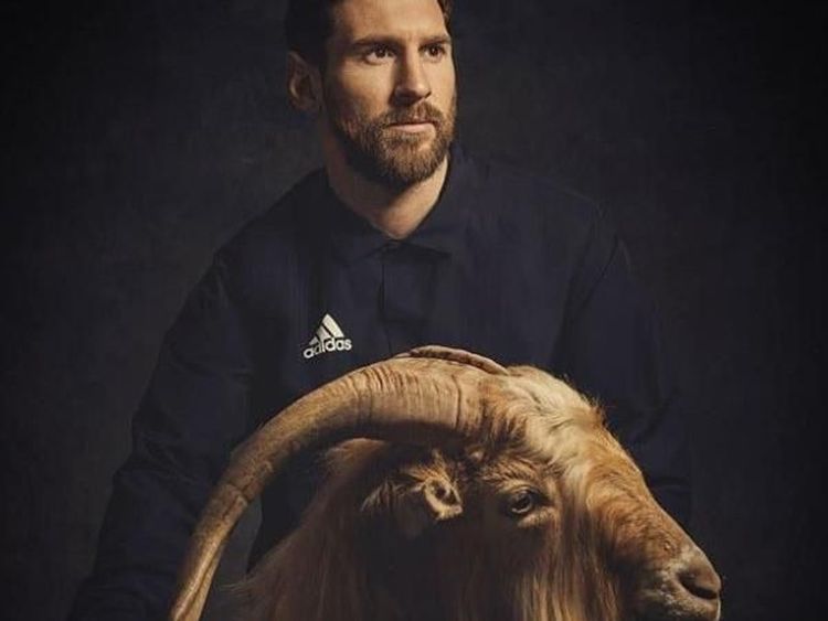 Meme-meme Messi dan Kambing