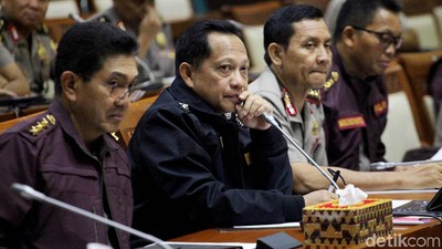 Polri Usulkan Anggaran Rp 126,8 T saat Raker dengan Komisi III