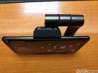 Sensasi Main Game Ala Konsol Handheld di Asus ROG Phone