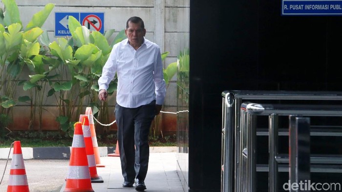 KPK kembali memeriksa sejumlah saksi terkait kasus e-KTP dengan tersangka Irvanto Hendra Panbudi Cahyo dan Made Oka Masagung, Selasa (5/6/2018). Mereka antara lain Chairuman Harahap, Miryam S Haryani, dan  Markus Nari .