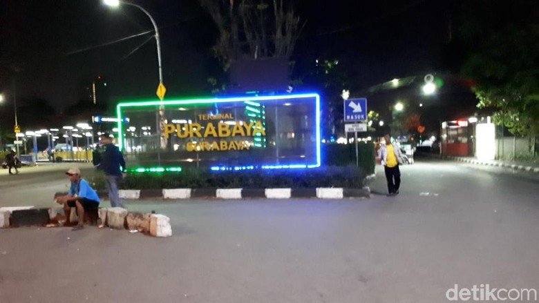 Dishub Jatim Prediksi Mudik Lewat Jalur Darat Naik 5 Persen Dishub Jatim Prediksi Mudik Lewat Jalur Darat Naik 5 Persen