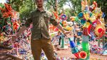 Ribuan Sampah di Meksiko Disulap jadi Hutan Plastik yang Keren