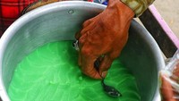 Ini lho yang jadi favorit kalau sedang makan es Jaipong. Adonan dari tepung hunkwe ini kenyal dan rasanya enak. Foto: Instagram @jogjabikinlaper