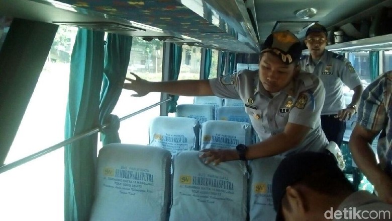 Puncak Arus Mudik di Terminal Giwangan Yogya Jatuh di H-2 Lebaran Puncak Arus Mudik di Terminal Giwangan Yogya Jatuh di H-2 Lebaran