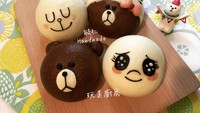 Wah begini jadinya kalau Cony dan Brown dibuat dari adonan bakpau. Yakin mau makan Cony dengan ekspresi imutnya itu? Foto: Instagram cutefunfood