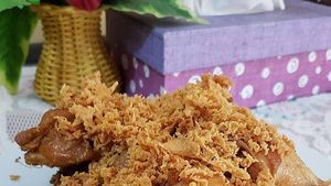 Sahur Penuh Selera dengan Kriuk Ayam Kremes dan Sambal