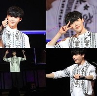 Saat fan meeting di Jepang Lee Jong Suk terlihat mengenakan busana yang menyerupai baju koko. Foto: Istimewa