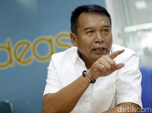 Saksi Kasus BTS Ngaku Sebar Duit ke Komisi I, Anggota DPR: Jangan Fitnah