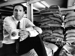 Kisah Howard Schultz, Anak Sopir Truk yang Sukses Besarkan Starbucks