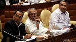 DPR Gelar Rapat Bersama 3 Menteri