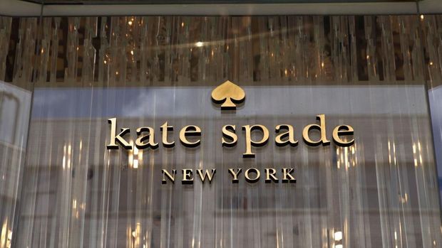 Logo label Kate Spade New York. 