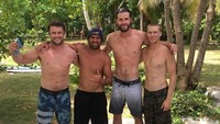 Pemeran film Hunger Games ini datang ke Mentawai bersama pula dengan sang kakak, Luke Hemsworth (dingomorrison/Instagram)