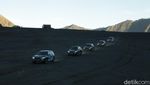 BMW X3 Main Pasir di Bromo
