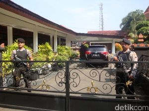 Selain Rumdin Bupati, KPK Geledah Ruang Kepala BLP Purbalingga