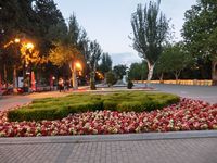 Taman Kota di Baku Bikin Iri, Cantik dan Fasilitas Komplit!