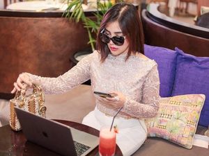Ingin Langsing Seperti Bella Shofie? Ini Dia Manfaat Menggunakan Korset