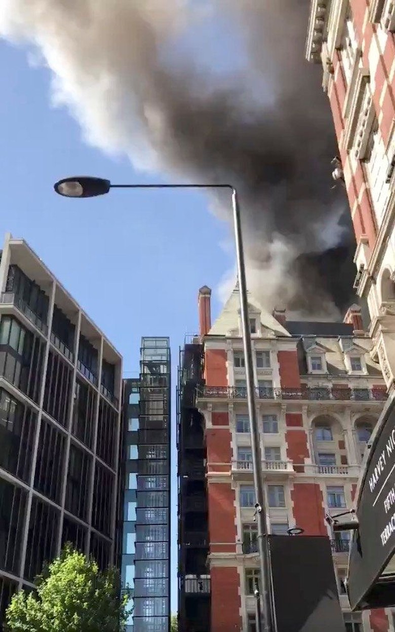 Atap Terbakar, Hotel Mandarin Oriental London Baru Direnovasi Atap Terbakar, Hotel Mandarin Oriental London Baru Direnovasi