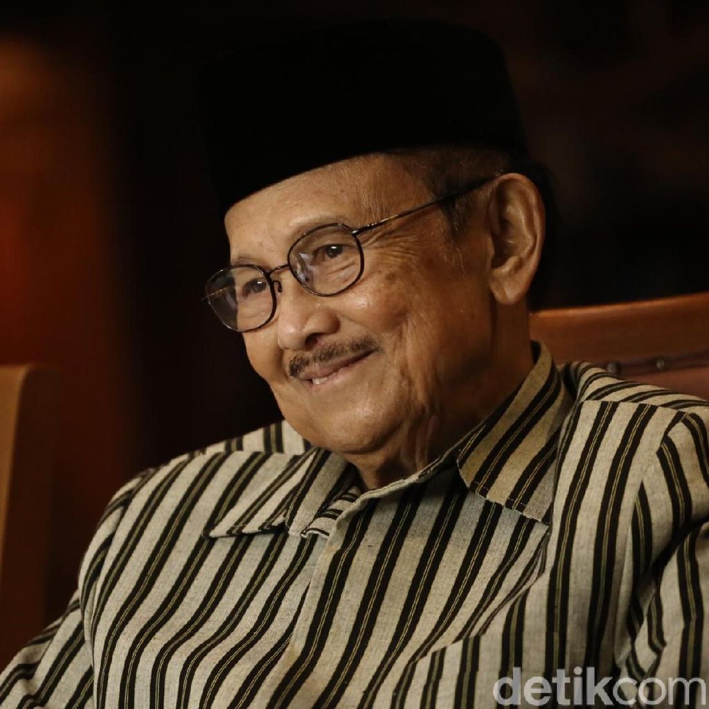 Netizen: Selamat Ulang Tahun Pak Habibie Netizen: Selamat Ulang Tahun Pak Habibie
