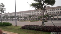 Lingkungan sekitar ruko tampak rapi. (Eva Safitri/detikcom)