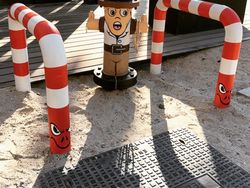 Seniman Ini Ubah Jalanan Biasa Jadi Terlihat Keren