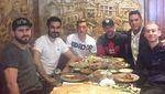 Pesepak Bola Arsenal, Mesut Ozil Ternyata Suka Banget Makan Enak