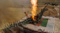 Ini penampakan peluncuran Roket Soyuz MS-09 (Shamil Zhumatov/Reuters)