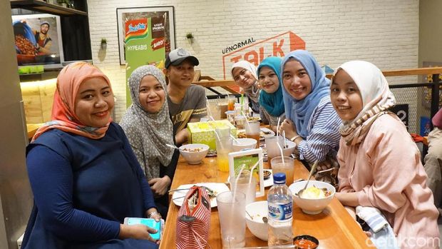 Siapa yang Sore Ini Bukber di Kemang dan Mau 'd'TraktirDetikcom'?