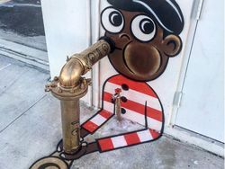 Seniman Ini Ubah Jalanan Biasa Jadi Terlihat Keren