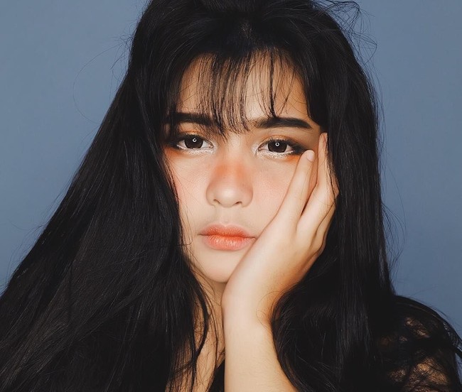 Pemilik nama lengkap Menda Suci Ananta ini memiliki 68 ribu lebih pengikut di Instagram Foto: Instagram @mendasuci