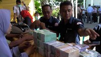Gozali menjelaskan, penukaran uang secara langsung ini dilakukan di seluruh wilayah Provinsi Gorontalo. BI Gorontalo membagi dua wilayah penukaran.