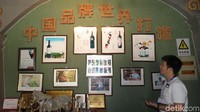 Aneka piala dan penghargaan yang diraih Xiangdu Winery. Gurun Gobi berubah dari perkebunan anggur dalam 20 tahun, karena ternyata tanah dan iklimnya bagus, tinggal didukung oleh irigasi (Fitraya/detikTravel)
