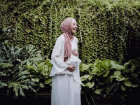 Soal Poligami, Poppy Bunga: Jujur Itu Berat