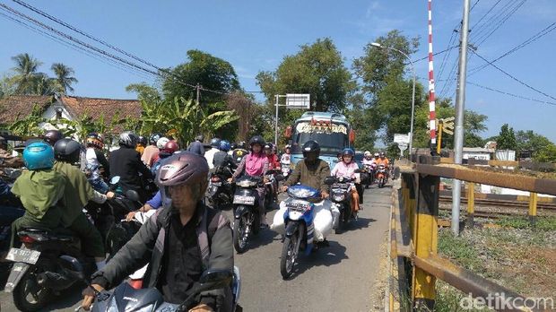 Jalur Mudik di Kebumen Diprediksi Macet Lebih 12 Jam Per Hari