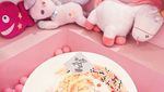 Serunya Mandi Bola dan Cicip Dessert Cantik di Kafe Unicorn Ini