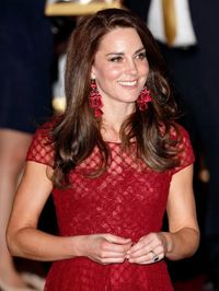 3 Momen Kate Middleton Stylish Pakai Kate Spade